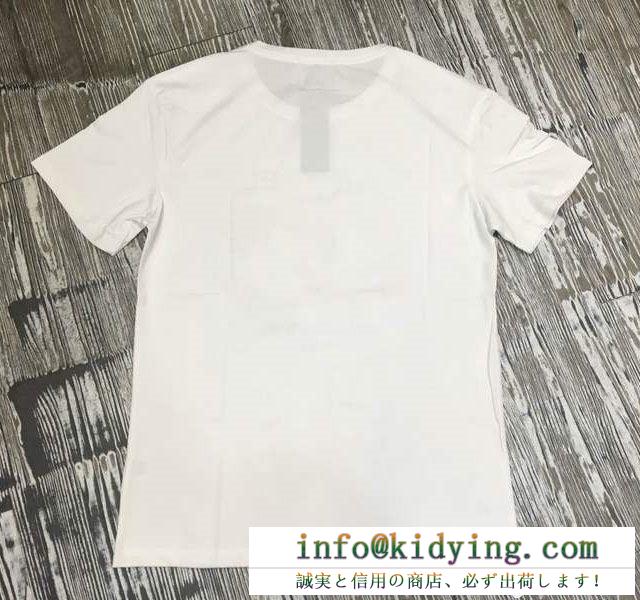 個性的なプリントシャネル偽物CHANEL超限定即完売クルーネック半袖Tシャツコピー