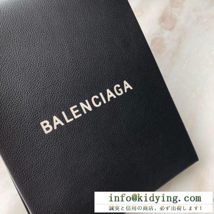 バレンシアガ ショルダーバッグ サイズ 高級感を与えてくれるアイテム メンズ balenciaga コピー 多色可選 ストリート 最安値