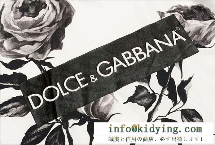 夏らしい繊細なアイテム　Dolce&Gabbana半袖メンズスーパーコピー　お買い得お得　花描きプリントドルチェ Tシャツ コピー　清潔感満載　
