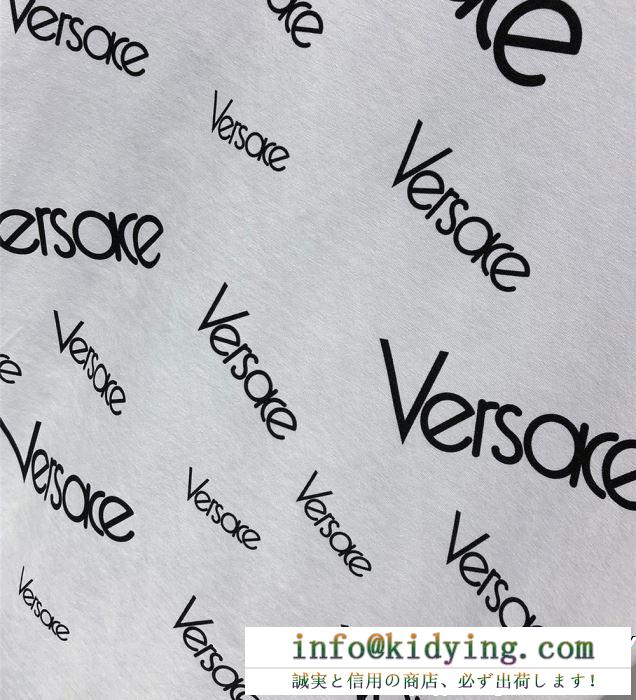 2019春新作正規買付 国内配送 春夏新作完売雑誌掲載 versace ヴェルサーチ 半袖tシャツ 2色可選