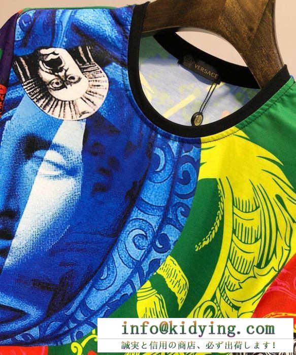 VERSACE ヴェルサーチ メンズ ｔシャツ 個性を表現し過ぎるアイテム コピー magna grecia 大人気 ファッション 品質保証