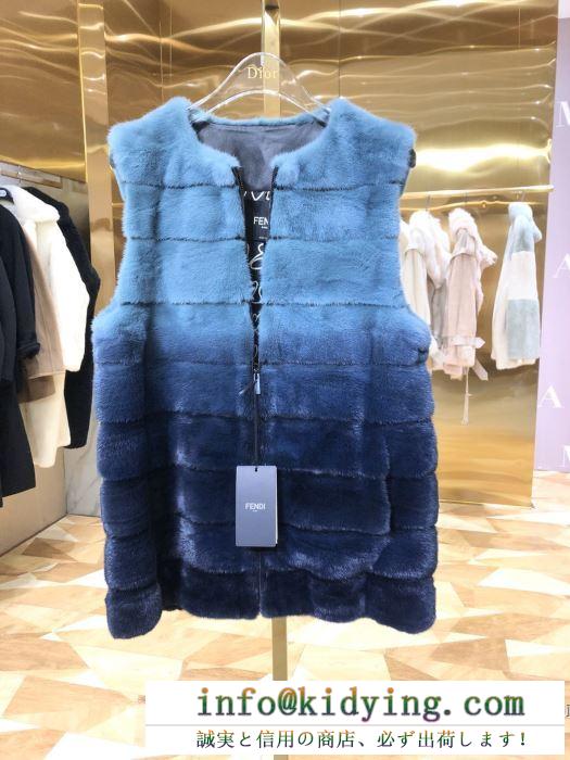 フェンディ秋冬のトレンドが詰まった  FENDI　2019年秋冬コレクションを展開中 トップス　今回は秋冬の定番、これをチェック