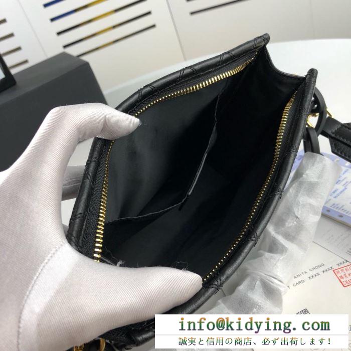 斜め掛けバッグ シャネル chanel 秋冬ヒット必至の新作アウターをご紹介 大満足の2019秋冬新作