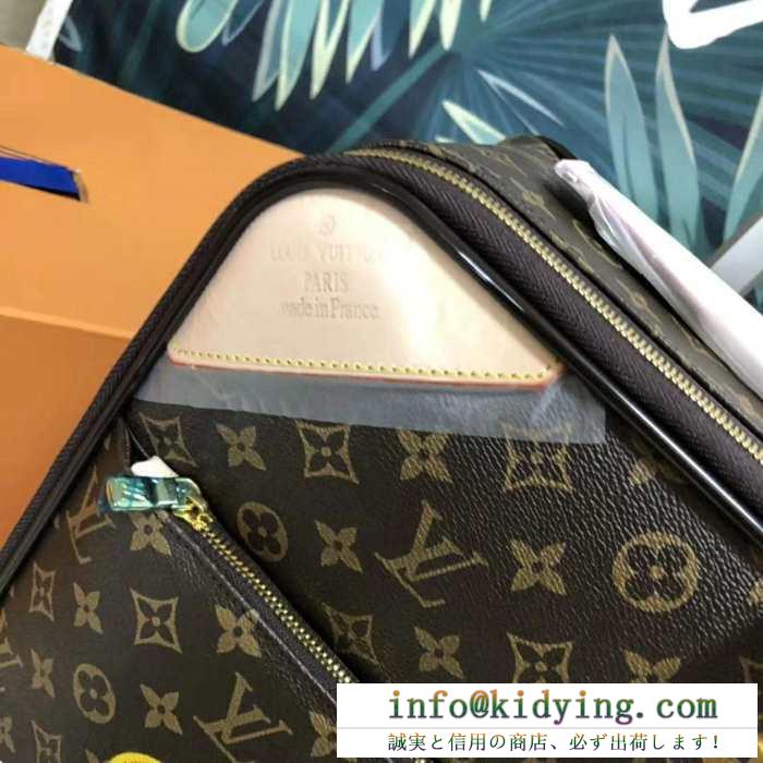 際立つ抜け感がある  トランク  ルイ ヴィトン LOUIS VUITTON  2019年春夏のトレンドの動向