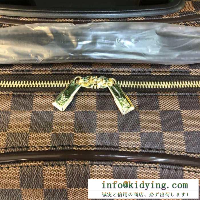 2019夏に意外と人気な新作  ルイ ヴィトン LOUIS VUITTON  抜け感を出す トランク