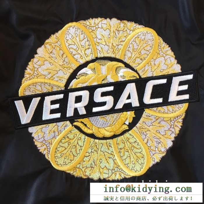 2019年秋冬コレクションを展開中 2019年秋冬コレクションを展開中 ヴェルサーチ versace ブルゾン 2色可選