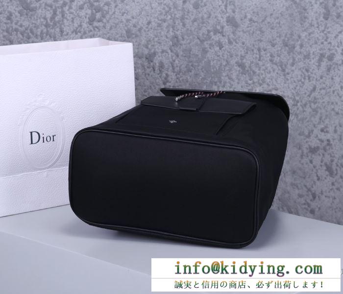 ディオール バックパック 新作 ゆるっとした着こなしに最適 メンズ dior コピー ブラック ハチ 大容量 最高品質 1moba062xvo_h15e