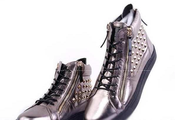 履き心地がいいジュゼッペ ザノッティ、giuseppe zanottiのインソールスニーカー 靴.