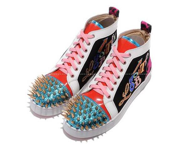 数量限定品のChristian louboutin、クリスチャンルブタンのスダッズでのインソールスニーカーシューズ.