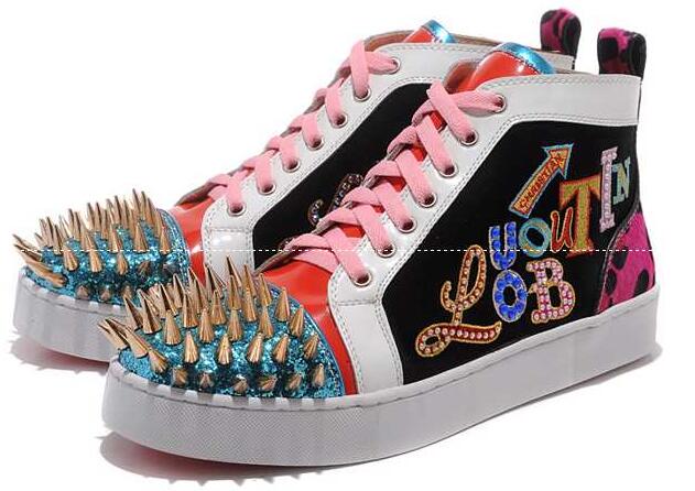 数量限定品のChristian louboutin、クリスチャンルブタンのスダッズでのインソールスニーカーシューズ.