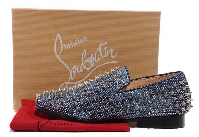 安定化も抜群なChristian louboutin、クリスチャンルブタンのメンズ用のスダッズでのパンプス靴.