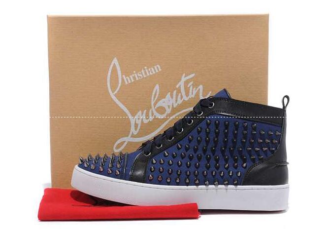 大ヒットのクリスチャンルブタン コピーバチもん通販、christian louboutinのクッション性高くて履きやすいスパイクスタッズでのインソールスニーカー靴.