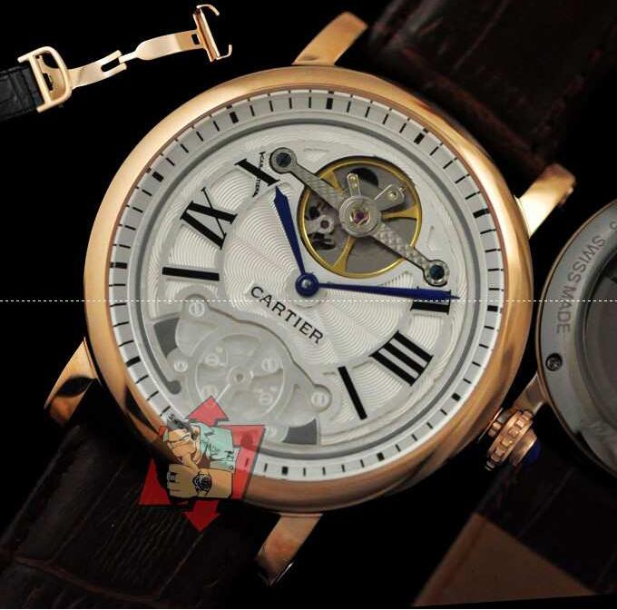 ローマ字で表示するCartier コピー、カルティエの男性腕時計.