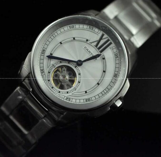 自動巻きのCartier、カルティエの男性腕時計.
