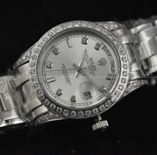 防水機能に強いロレックス スーパーコピー、rolexの華奢を極めるダイヤモンド銀色腕時計.
