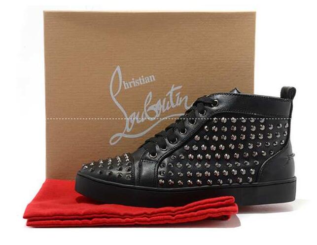 防水機能を搭載したクリスチャンルブタン、 christian louboutinのスダッズ満喫の女性、男性黒いスニーカー靴.