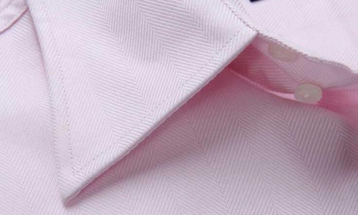 幅広い着用するアルマーニ コピー、armaniの赤字超特価得価メンズ長袖ワイシャツ.