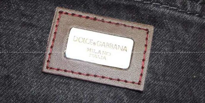 流行りのドルチェ＆ガッバーナ、Dolce&Gabbanaの人気上昇夏のメンズデニム.