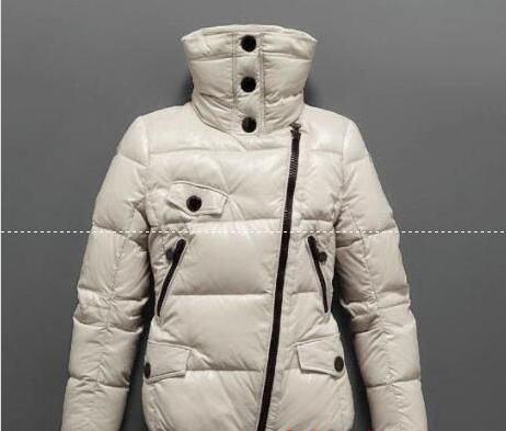 極寒地でも着用出来るモンクレール、Monclerのお得2017高品質な白いレディースダウンジャケット.