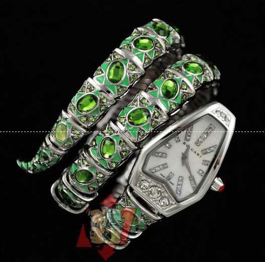 贅沢なブルガリ、Bvlgariの水晶装飾のレディース腕時計.