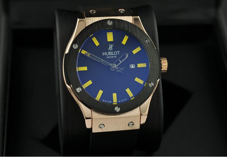 日付付きの3針 ウブロ ビッグバン hublot コピー 超激得新品の自動巻きメンズ腕時計 イエローとブルー文字盤 黒ベルトウォッチ.