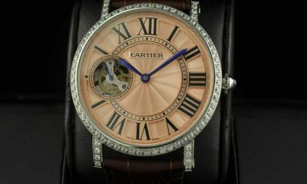 画期的なカルティエ時計 オーバーホール cartier 着用できる腕時計