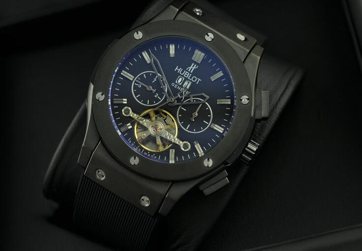 アエロバン ステンレススチール 品質保証安いhublot スーパーコピー ブルー文字盤 日付が付きの男性腕時計.