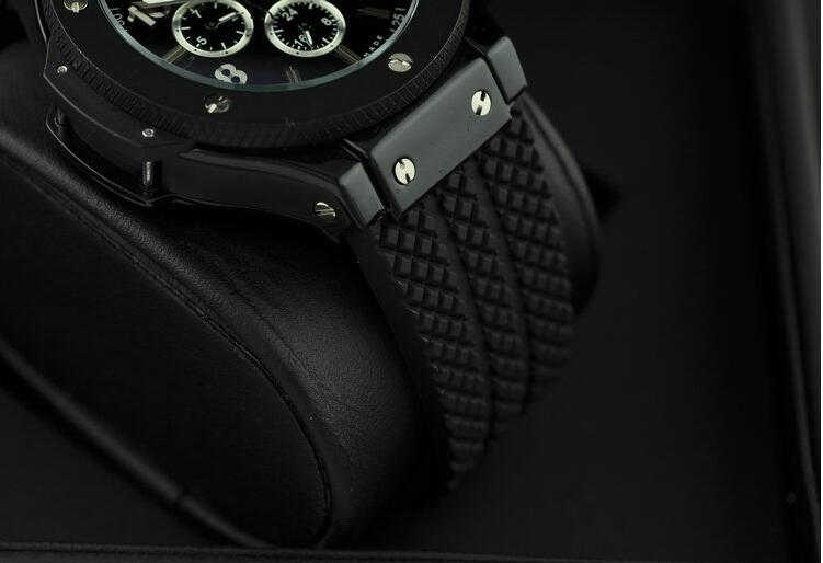 ウブロ 時計 メンズ ビックバーン ブルー文字盤 チタニウム デイト 品質保証の自動巻き hublot 黒メンズウォッチ.