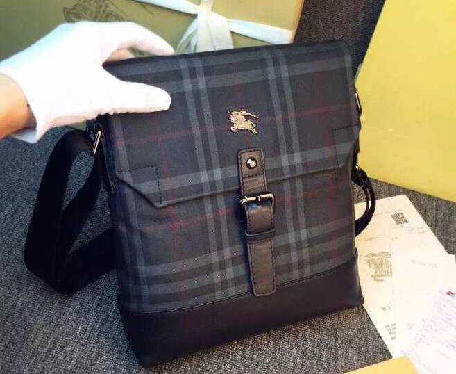 品質には定評があるBURBERRY バッグ人気 メンズ　バーバリー　新作