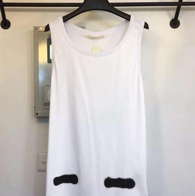 オフホワイト off-white メンズタンクトップ カットソー ビッグ ノースリーブ ストリート インナー 肌着 黒と白の2色夏服.