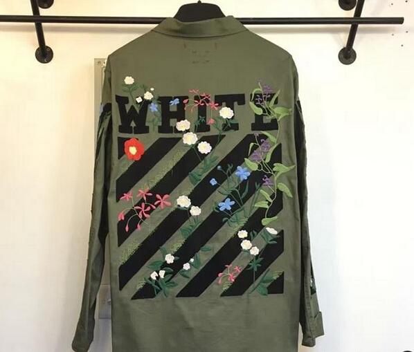 定番デザイン OFF-WHITE オフホワイト 　上品な色使いに人気シャツランキング