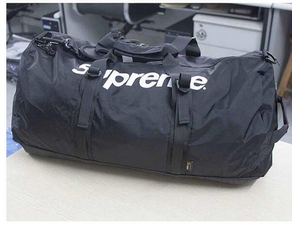注目を集めているシュプリーム コピー 激安　SUPREME  取り出しやすいモデル