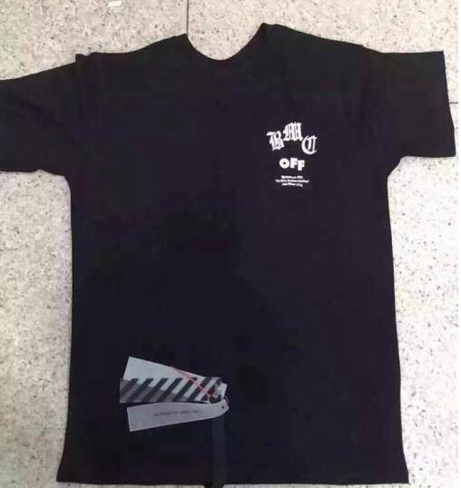 オフホワイト tシャツ 偽物 人気セール得価のoff-white ブラックとホワイト メンズ半袖tシャツ.