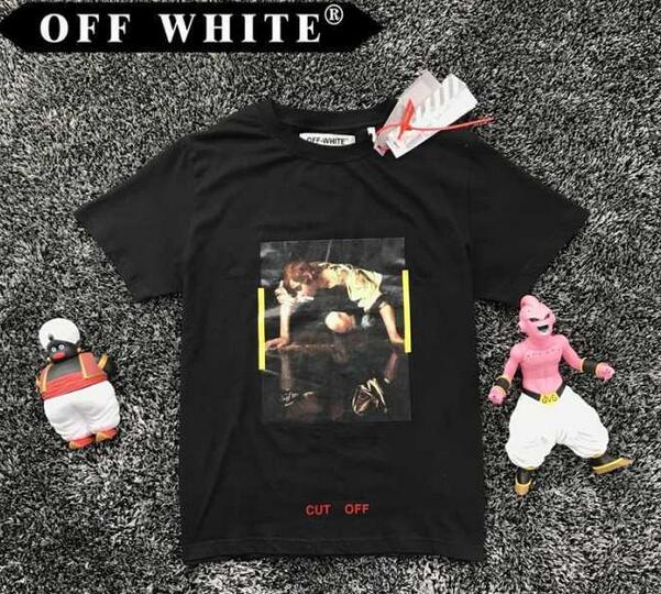 活躍できるオフホワイト コピー 人気 off-white 美しく見せてくれるtシャツ