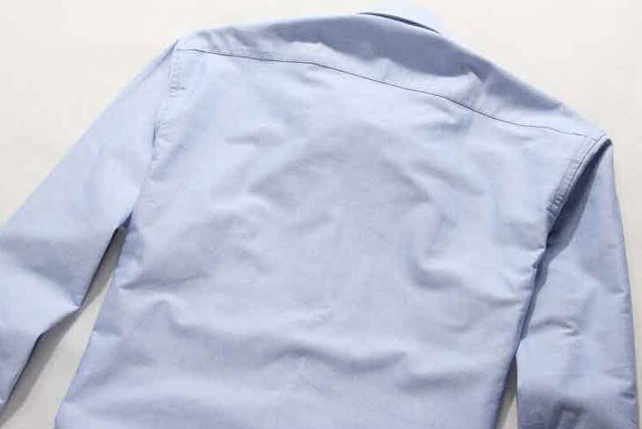 お得人気セールのバーバリー シャツ メンズ ブラックレーベル burberry ストライプ ボタンワイ シャツ ドレス クレリック 長袖 グレーとブルー2カラー.