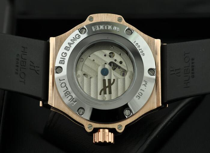 最安値セール ビッグバン ダイバーズウォッチ メンズ腕時計 200m防水 hublot ウブロ 時計 コピー ゴールドとブラック.