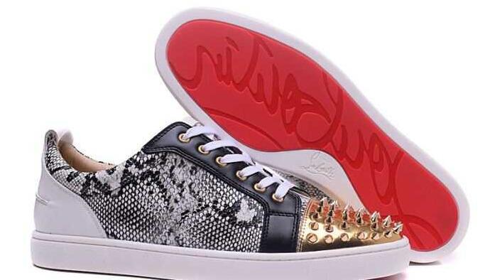 画期的なCHRISTIAN LOUBOUTINルブタン コピー 通販 キレイ目にシューズ