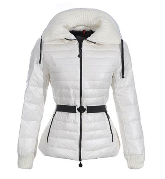 防寒性もありるモンクレール コピー 服MONCLER　低頃な価格セール レディース ダウンジャケット 　ホワイト
