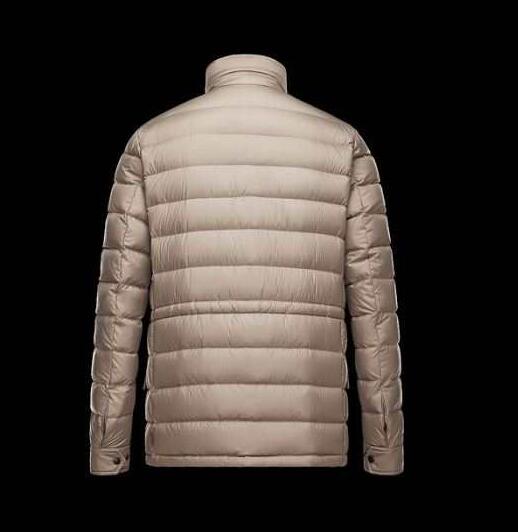 高い評価モンクレール 偽物 通販  MONCLER  おしゃれなダウンジャケット 2色可選