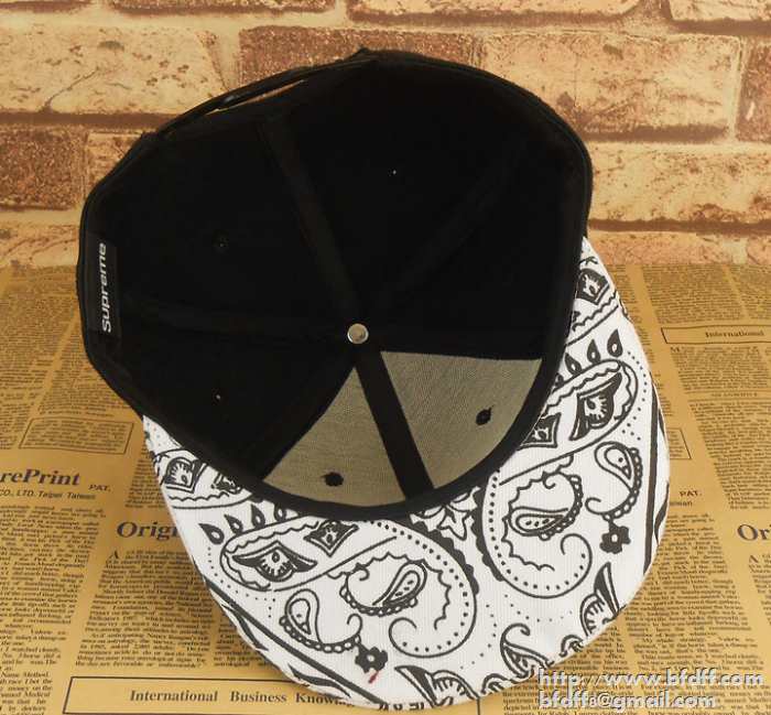 赤字超特価高品質SUPREMEシュプリーム偽物PLAYBOY box logo new era ss17h81キャップ野球帽刺繍ロゴ 帽子 2色可選