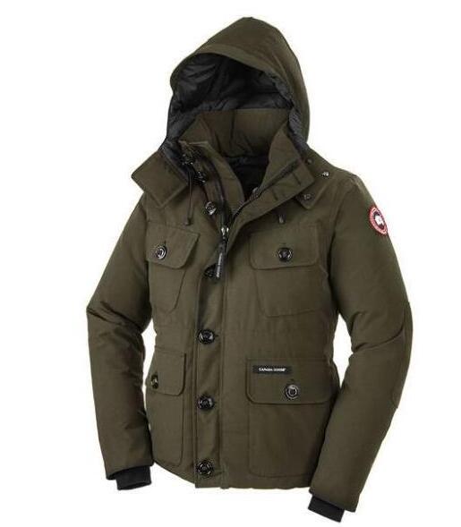 着心地の良さCANADA goose カナダグース 軽さを実現するダウン人気ブランドランキング