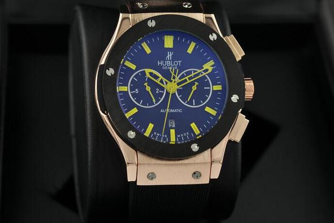 限定数量　ウブロHUBLOT　クラシック フュージョン　537.NI.7417.VR メンズ腕時計 チタニウム 