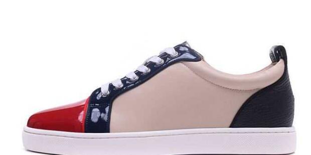 大注目 christian louboutinルブタン 偽物 サイト 品格を感じさせるシューズ
