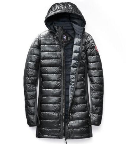 秋冬コーデにCANADA goose　活躍するカナダグースダウンコート