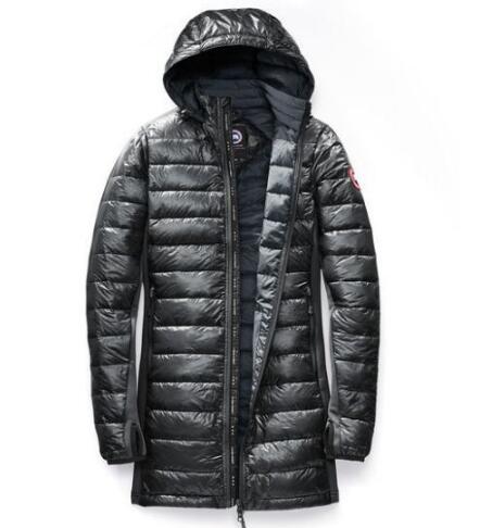 秋冬コーデにCANADA goose　活躍するカナダグースダウンコート