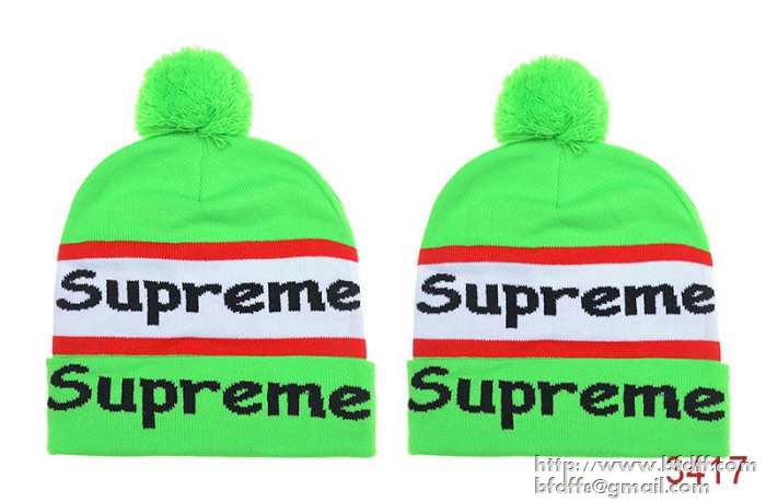 有名人の愛用品SUPREME シュプリーム偽物通販 ニット帽キャップ黒英字グリーンポンポン付き