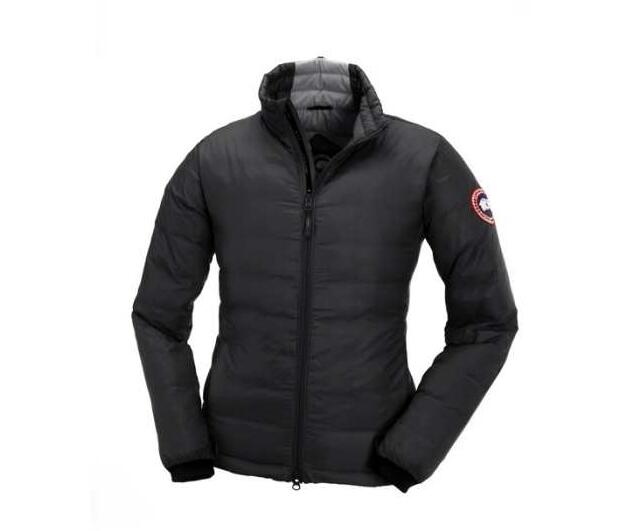 大活躍必至　カナダグース スーパーコピー　CANADA GOOSE　高品質のダウンジャケット