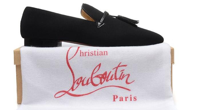 今季セール　ルブタン コピー 通販 christian louboutin 有名人に愛用できるシューズ