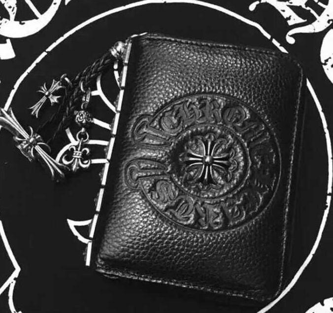  今もなお飛躍を続けるCHROME HEARTS クロムハーツ コピー 激安 抜群の収納力　財布