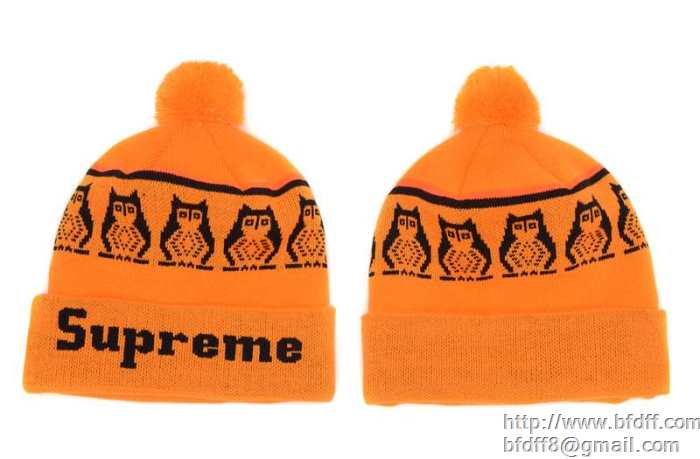 高評価の人気品SUPREMEシュプリーム偽物通販 ニット帽 ポンポン付き 橙色 ブラック伸縮性があるニット帽子